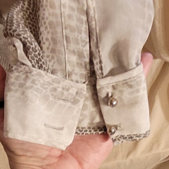NY Collection Sheer Beige Snake Skin Print Button-Up Shirt Size Large - Picture 6 of 9
